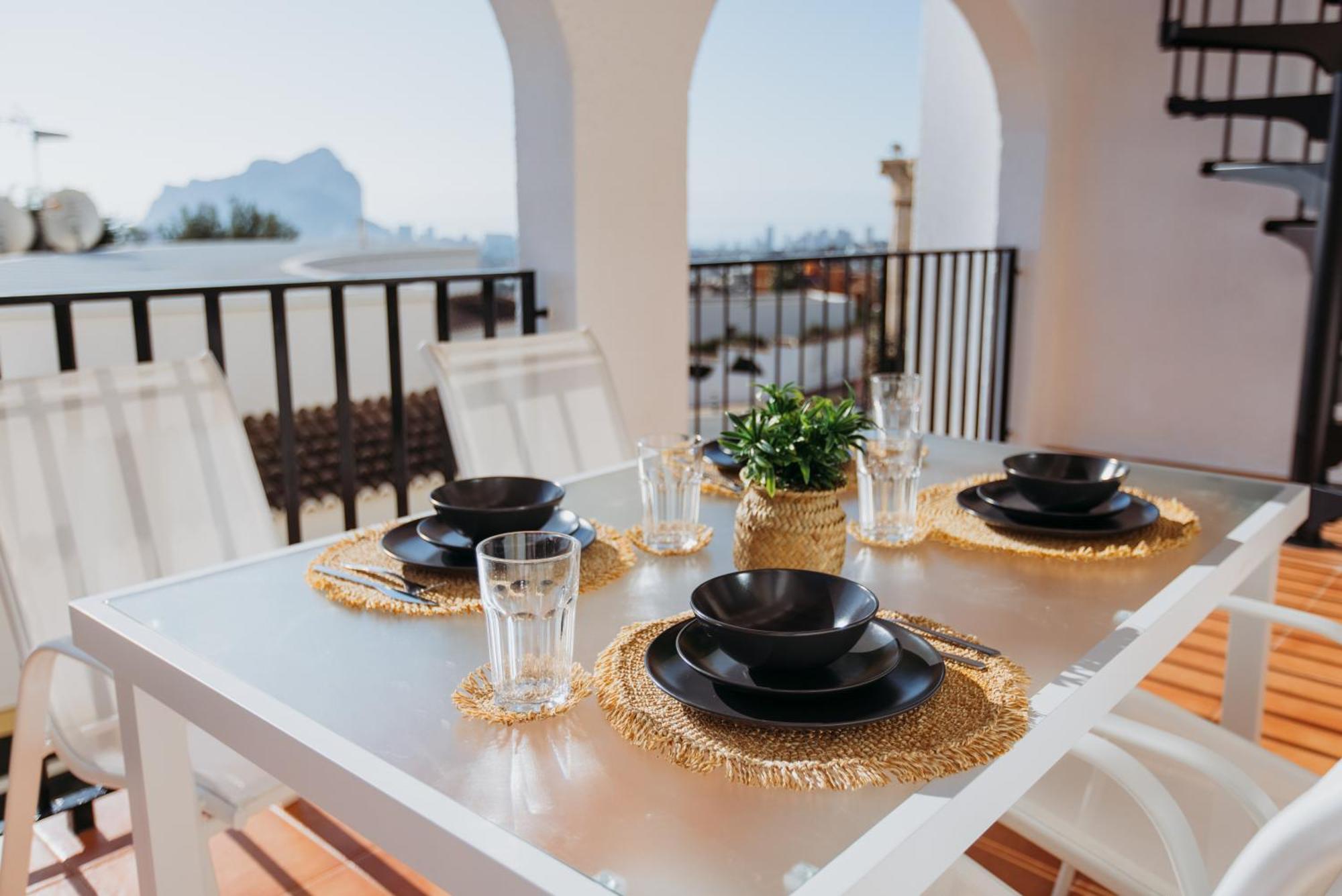 Casa Sunrise - Costa Blanca House With Rooftop, Swimming Pools And Panoramic Sea And Calpe Views Экстерьер фото